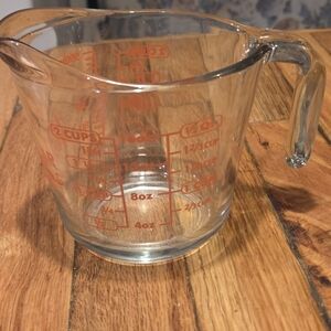 Vintage Anchor Hocking, Glass Measuring Cup, Clear. 2 Cup Capacity